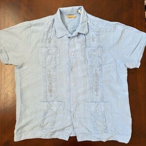 THE HAVANERA Men's Light Blue Embroidered Casual Shirt